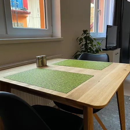 Apartman Modern Living In Centre *