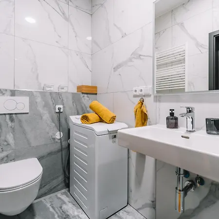 Modern Living In Centre 公寓 科希策