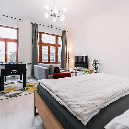 Apartment Modern Living In Centre *